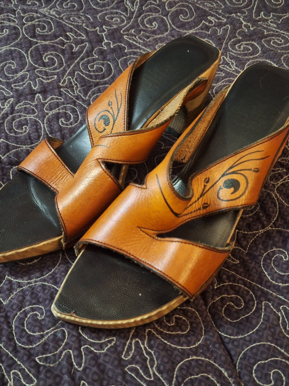Fluevog Couturevog Tan Leather Slide Sandals
